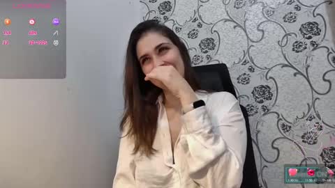 Snapshot of leahwoods chatting on 02-04-25, 01:16 leahwoods online show from 02-04-25, 01:16
