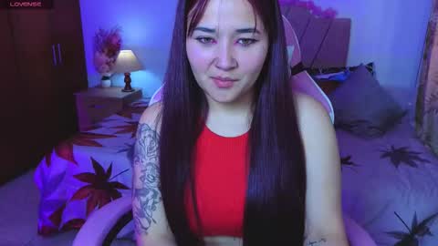 leakitten_ online show from 09-16-25, 07:48