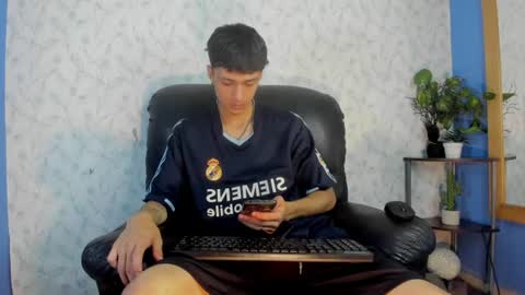 Lean online show from 06-16-26, 03:47