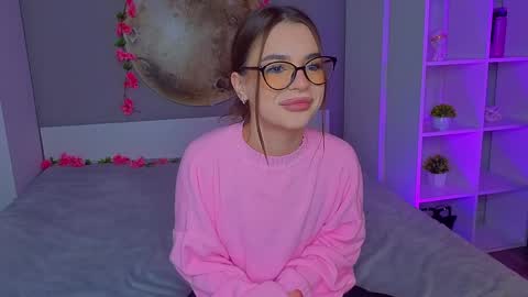 Sophie online show from 03-16-26, 06:56