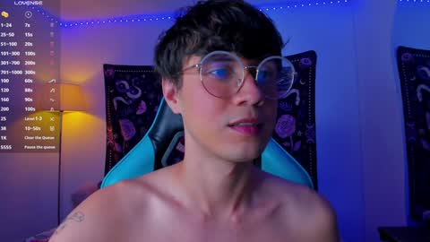 Snapshot of leaneseb chatting on 12-10-24, 12:06 leaneseb online show from 12-10-24, 12:06