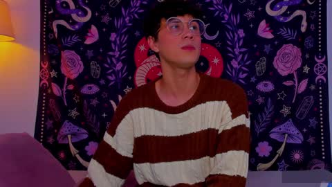 Snapshot of leaneseb chatting on 12-11-24, 12:12 leaneseb online show from 12-11-24, 12:12