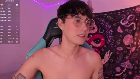 Snapshot of leaneseb chatting on 12-15-24, 11:31 leaneseb online show from 12-15-24, 11:31