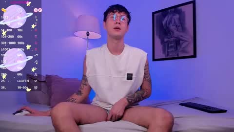 Snapshot of leaneseb chatting on 09-26-25, 05:17 leaneseb online show from 09-26-25, 05:17