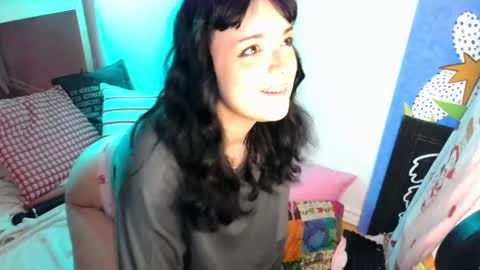 Lea Ray Pie online show from 02-11-25, 10:28