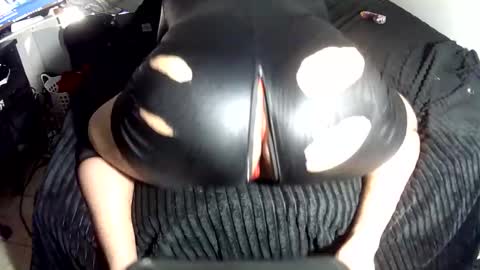 Snapshot of leatherman31 chatting on 03-03-26, 06:14 leatherman31 online show from 03-03-26, 06:14