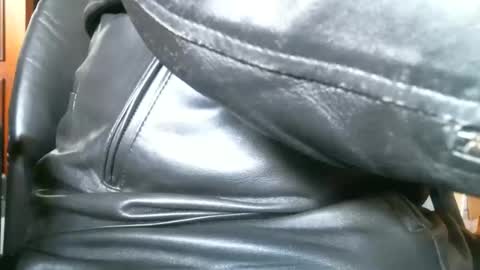 Leathermotocross online show from 09-16-25, 02:40