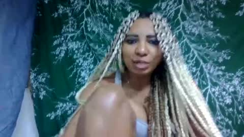 leatianaa online show from 07-05-26, 05:42