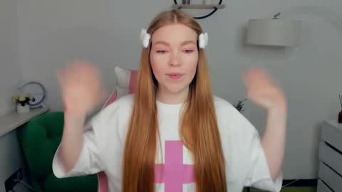 Snapshot of ledacopus chatting on 11-29-25, 07:50 Lilly online show from 11-29-25, 07:50