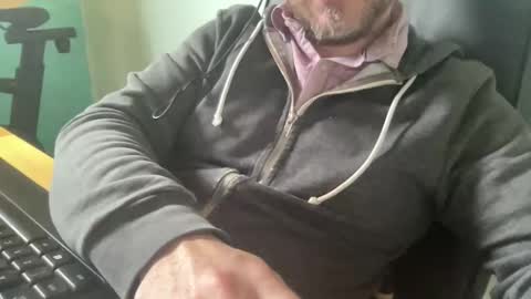 lee_8891 online show from 06-11-26, 08:23