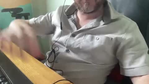 lee_8891 online show from 06-18-26, 08:25