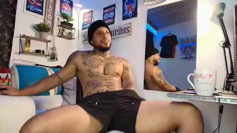 leenar_key online show from 10-16-25, 04:08