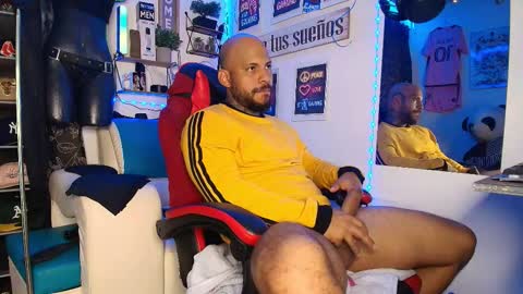 leenar_key online show from 02-26-26, 02:05