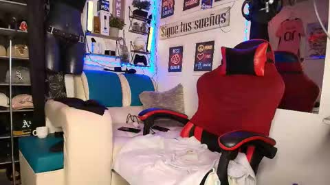 leenar_key online show from 03-05-26, 05:42