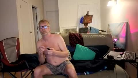 Snapshot of leeski365 chatting on 03-16-26, 04:40 leeski365 online show from 03-16-26, 04:40