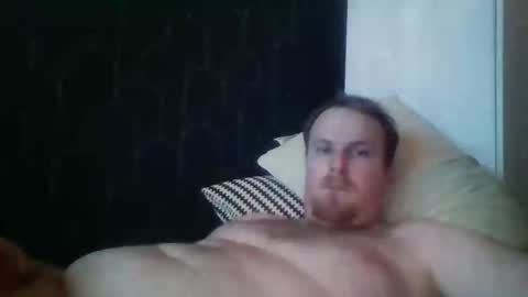 Snapshot of leeuwarder12 chatting on 11-17-25, 03:40 leeuwarder12 online show from 11-17-25, 03:40