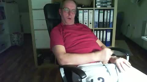 Dave online show from 01-11-26, 04:12