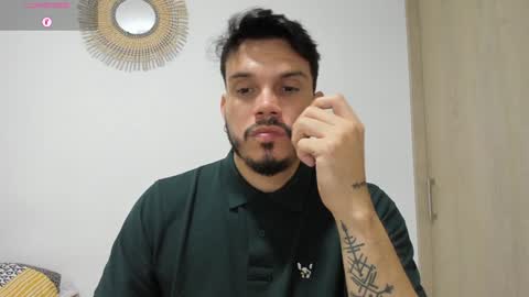 Alejandro online show from 12-21-24, 01:26