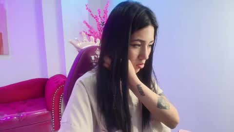 Leia.  online show from 01-02-25, 05:39