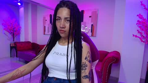 Leia.  online show from 01-15-25, 11:21