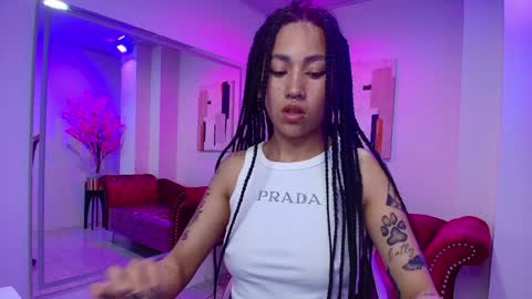 Leia.  online show from 01-15-25, 02:24