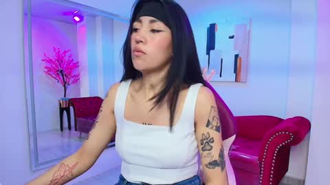 Leia.  online show from 01-27-25, 02:13