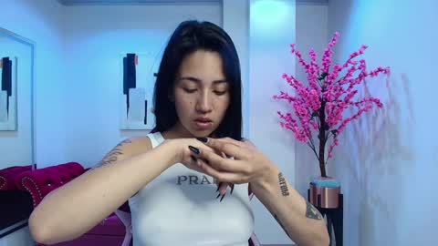 Leia.  online show from 01-31-25, 11:13