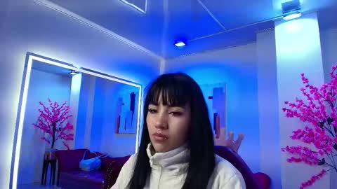 Leia.  online show from 10-17-25, 11:02