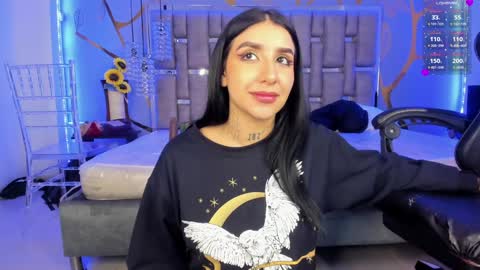 Snapshot of leiawong chatting on 01-05-25, 09:05 Leia online show from 01-05-25, 09:05