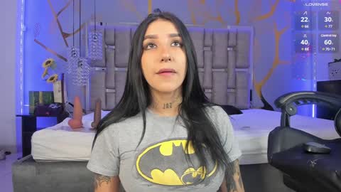 Snapshot of leiawong chatting on 01-13-25, 12:30 Leia online show from 01-13-25, 12:30