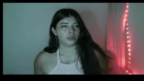 Snapshot of leidyramca chatting on 12-17-25, 02:06 leidyramca online show from 12-17-25, 02:06