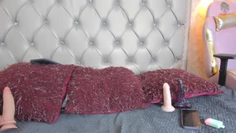 LEIGH ANGELS online show from 01-20-25, 11:21