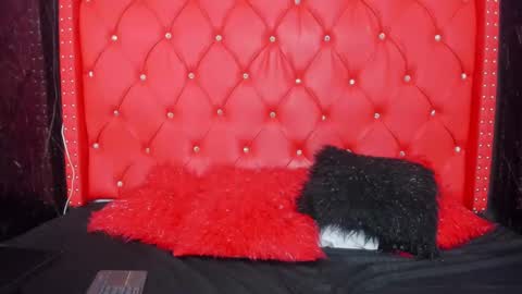 LEIGH ANGELS online show from 02-28-25, 08:28