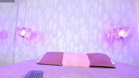 LEIGH ANGELS online show from 02-09-26, 09:41