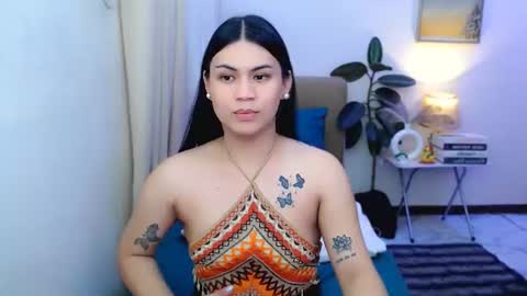 Snapshot of leighcortesi chatting on 06-14-26, 03:47 Cailey online show from 06-14-26, 03:47