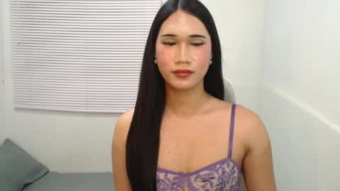 leighs_celine online show from 04-15-26, 07:58