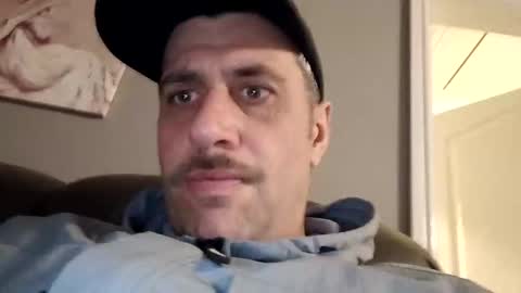 Snapshot of leightimmins001 chatting on 12-14-25, 06:12 leightimmins001 online show from 12-14-25, 06:12