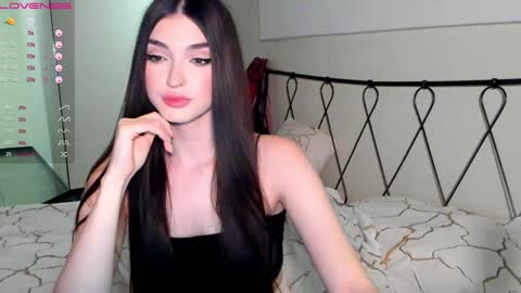 Leila online show from 01-10-25, 08:04