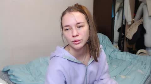 Snapshot of leila_bambi chatting on 02-19-25, 10:42 leila_bambi online show from 02-19-25, 10:42