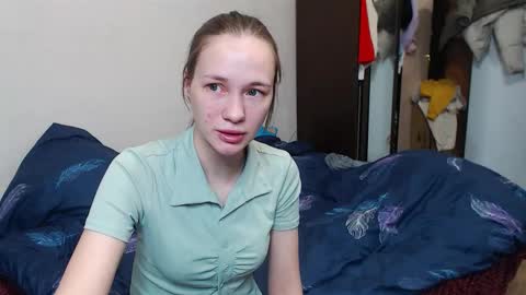 Snapshot of leila_bambi chatting on 03-12-25, 01:47 leila_bambi online show from 03-12-25, 01:47