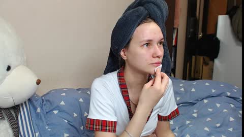 leila_bambi_ online show from 12-09-24, 12:30