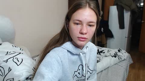 leila_bambi_ online show from 12-25-24, 09:11