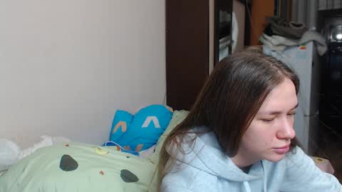 leila_bambi_ online show from 01-15-25, 04:21