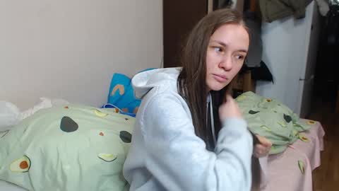 leila_bambi_ online show from 01-15-25, 08:05