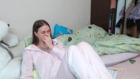 leila_bambi_ online show from 01-22-25, 10:37