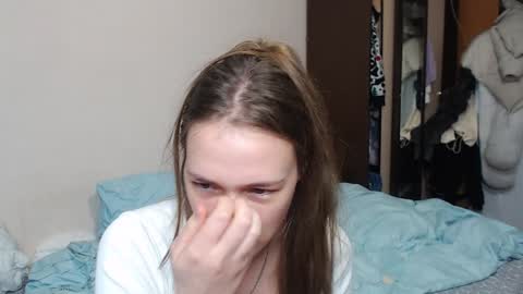 leila_bambi_ online show from 02-04-25, 11:38