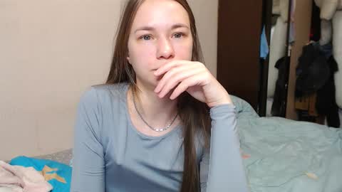 leila_bambi_ online show from 02-17-25, 03:58