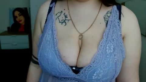 Leila online show from 04-22-26, 04:26