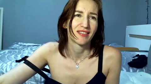 Leila online show from 01-27-25, 08:07