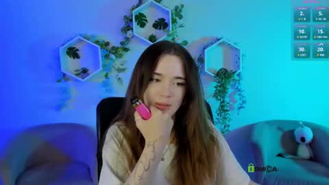 Leila online show from 07-10-26, 01:54